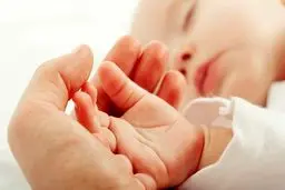 بارداری در هیچ سنی خطر ندارد!/  نوزاد مادر زیر ۱۸ سال و بالاتر از ۴۲ سال، نوزاد طلایی است