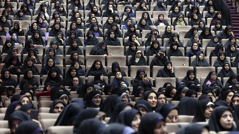 جزئیات مهم تغییر ساعت کار زنان