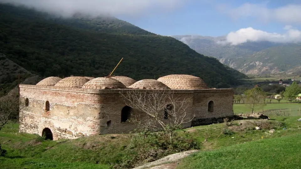 روستای مریان تالش و رسم عجب دفن مردگان 