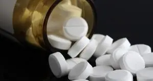 سخنگوی سازمان غذا و دارو:  در صورت نیاز واردات استامینوفن کدئین انجام می‌شود