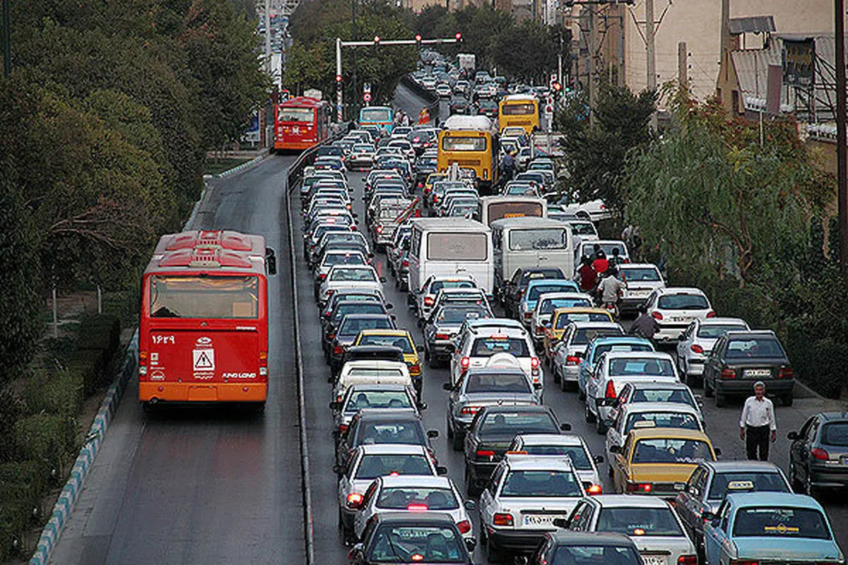 ترافیک اصفهان و راهکارهای کاهش آن
