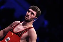 شکست قهرمانان کشتی جهان و المپیک در جام یاریگین 