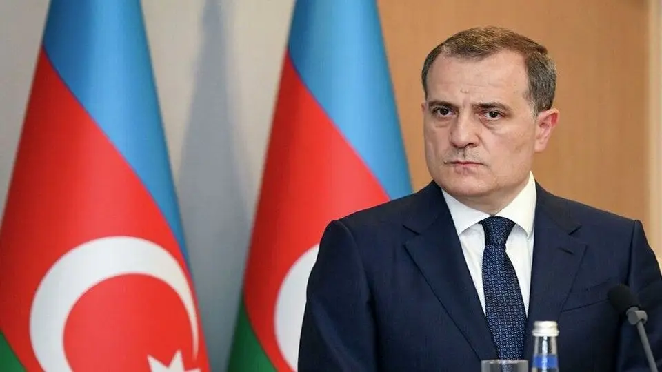 وزیر خارجیة جمهوریة أذربیجان: نرغب فی تطویر العلاقات مع إیران