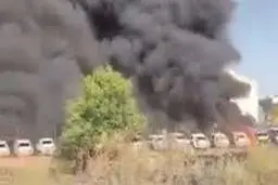30 خودرو در مادرید آتش گرفت