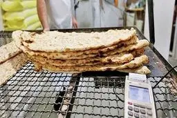 خاندوزی: یارانه نان حذف نمی‌شود