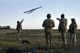 اولین نجات پهپادی در تاریخ انجام شد/ هزینه آزادی سرباز اوکراین چقدر شد 

