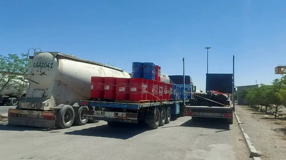 قطع اینترنت افغانستان ۸۰۰ کامیون را در مرز دوغارون زمین‌گیر کرد
