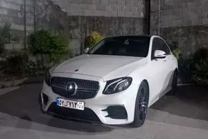 مرسدس بنز ده میلیاردی توقیف شد
