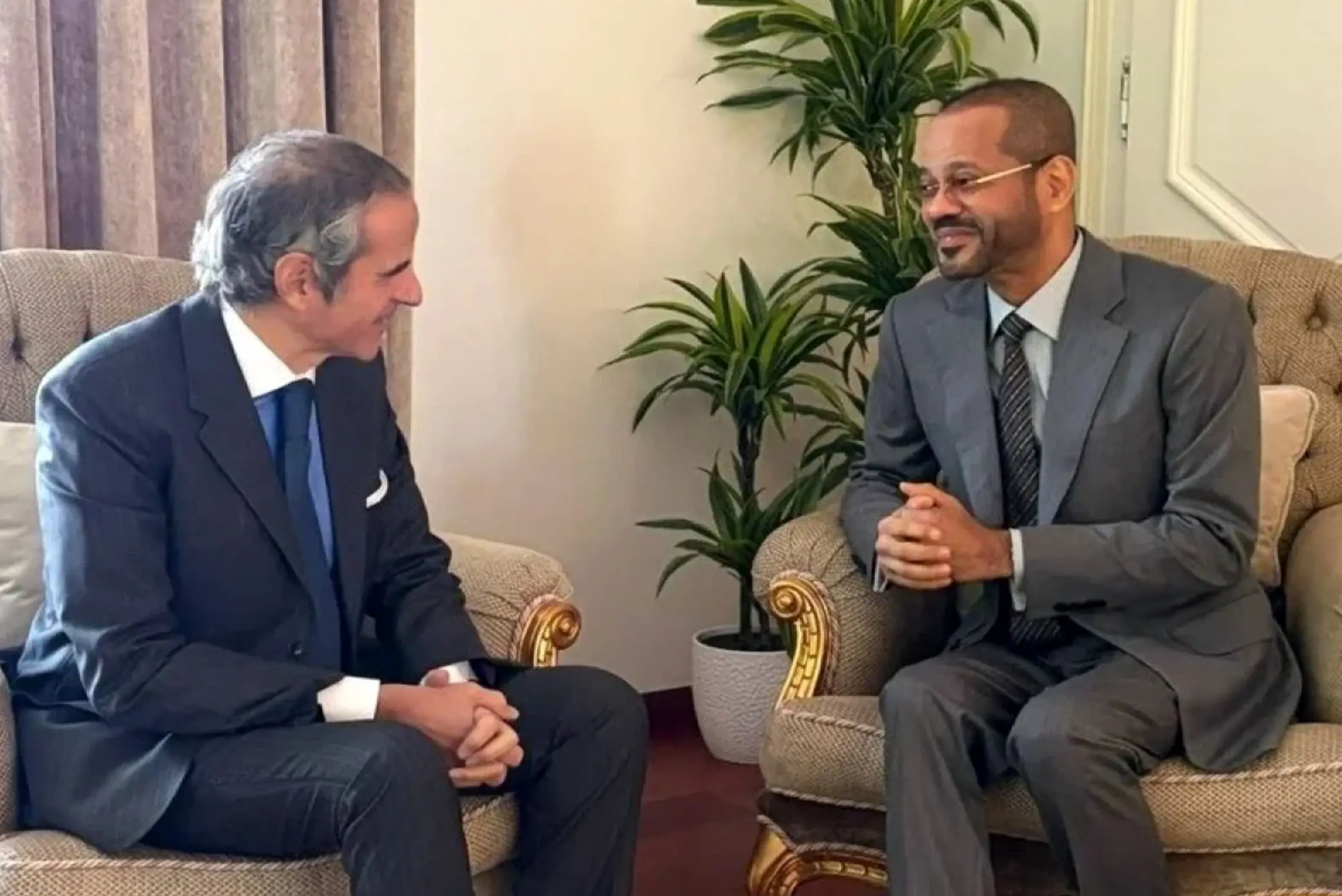 رایزنی وزیر امور خارجه عمان و رافائل گروسی در ژنو