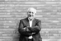همه طرف‌های سیاسی باید دست به تغییرات معناداری بزنند
