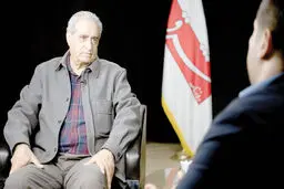 با بخش «آزاد» نام «منطقه آزاد» مخالفت می‌کردند