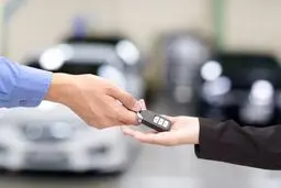 نکات و قوانین حقوقی اجاره ماشین بدون راننده را بدانید
