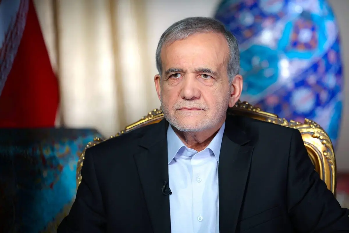 گپ و گفت دوستانه رئیس‌جمهور و خبرنگار آمریکایی + ویدیو 