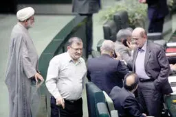 انفجار بندر شهید رجایی؛ فرصت تندروها برای حذف؟
