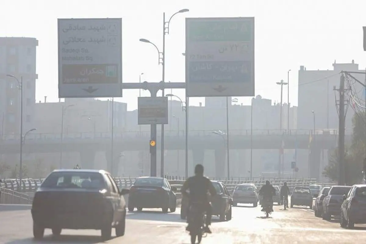در محاصره دود  و  ویروس