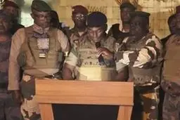 رئیس جمهور دوره انتقالی گابن مشخص شد

