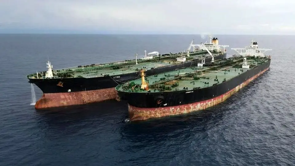 نفتکش توقیف شده ایران حراج شد