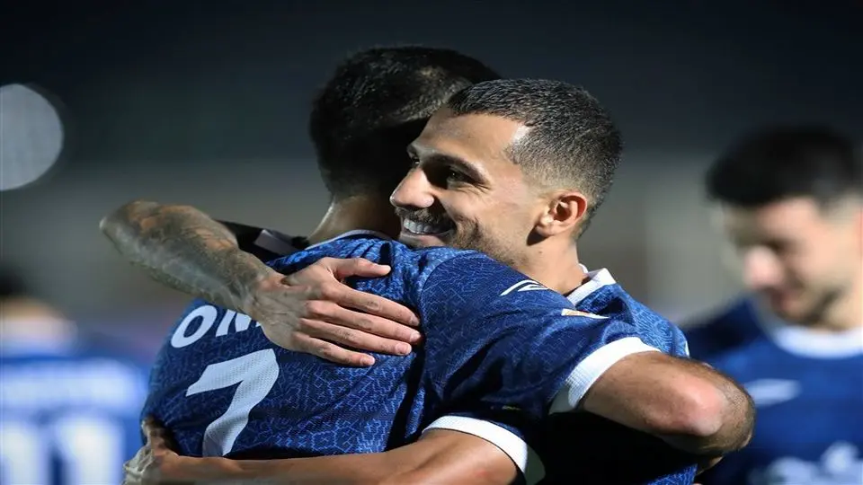 گلایه گل زن گل گهر از هواداران پرسپولیس