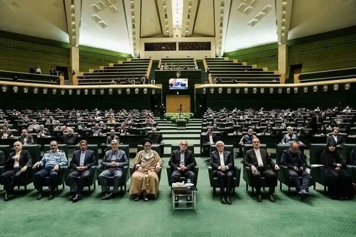 کاظمی، وزیری که مخالف نداشت