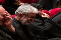 گریه‌های حدادعادل در غم از دست دادن دخترش + عکس