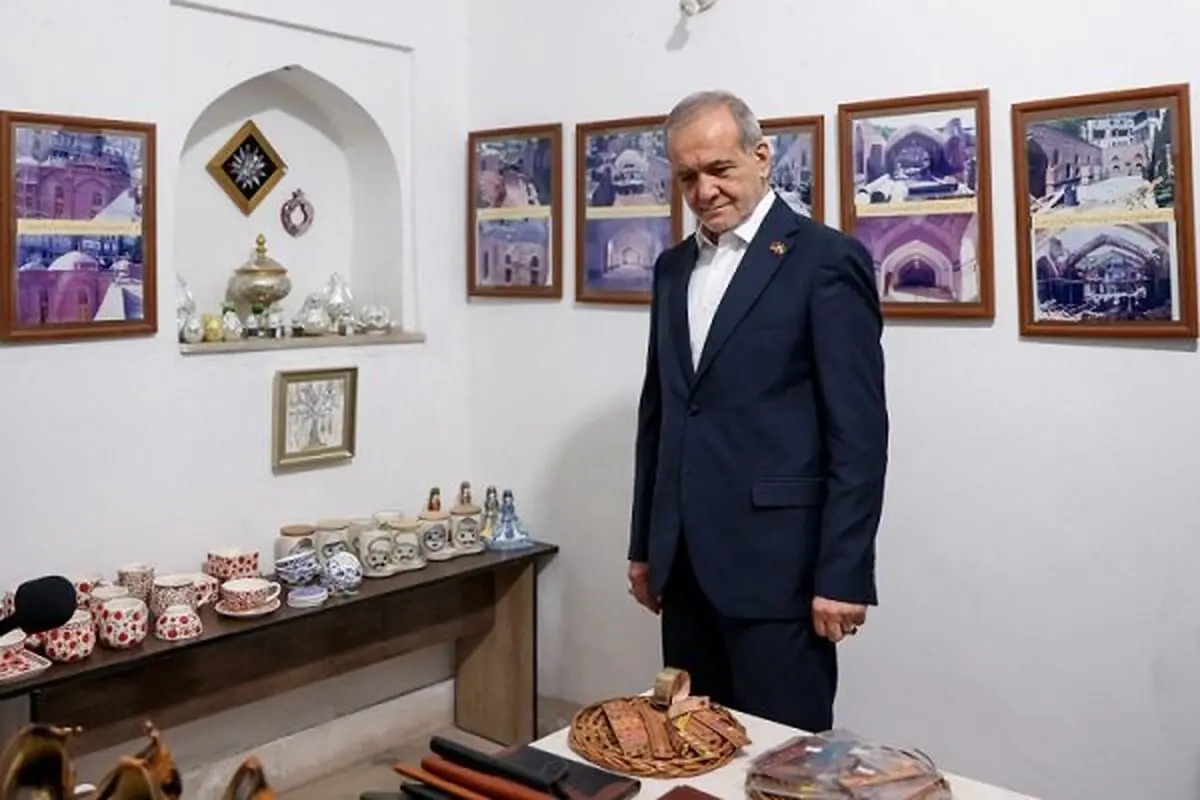 مسعود پزشکیان در مسجد کبود ارمنستان