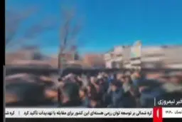 تجمع برخی کسبه بازار تهران در واکنش به نوسانات ارز + ویدیو