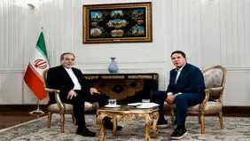 عراقچی: حق داریم به آمریکا اعتماد نداشته باشیم/ فقط درباره برنامه هسته‌ای خود با آمریکا مذاکره می‌کنیم