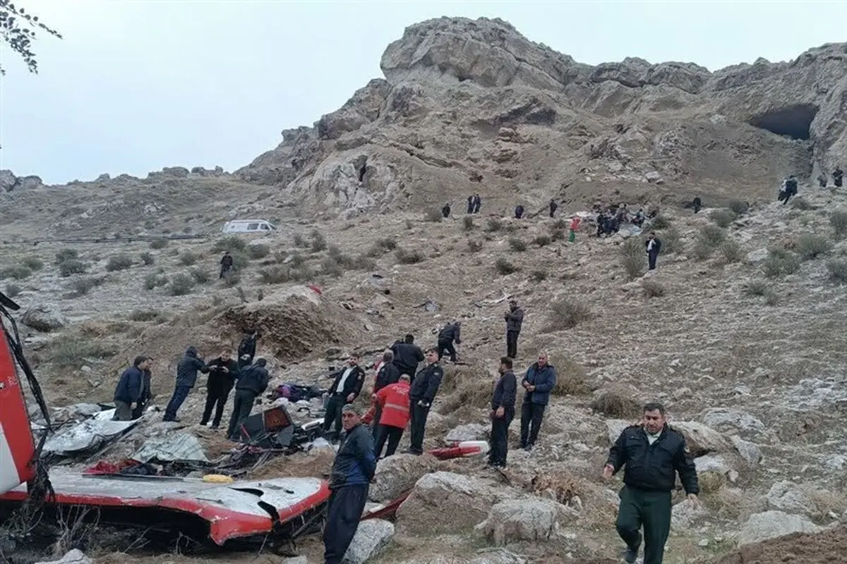 جزئیات جدید از حادثه واژگونی اتوبوس در محور پلدختر - اندیمشک/ ۷ سرباز جان باختند