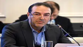 اجرای پزشکی خانواده برای ۳۰ میلیون ایرانی طی امسال/انتقاد مکرر از ایمنی پایین خودروها

