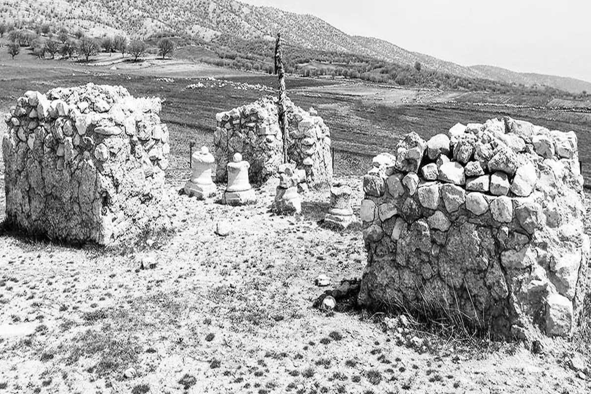 سفال ساسانی  در غرب و شمال غرب ایران
