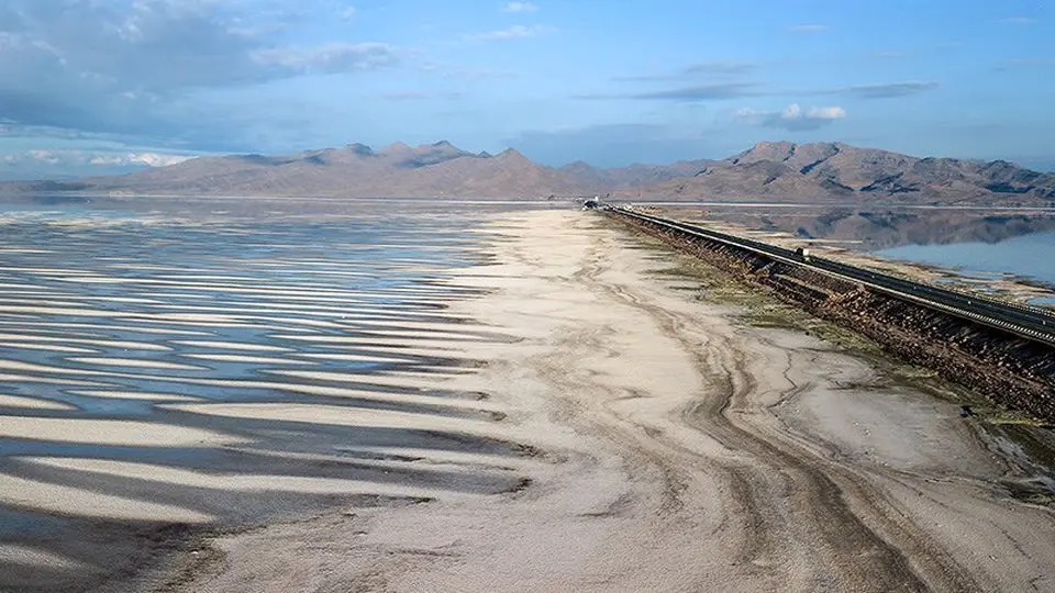 آیا  احیای دریاچه  ارومیه ممکن  و   لازم است؟
