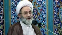  از زنان و دخترانی که اینجا حجاب را رعایت نکرده‌اند، بیزارم