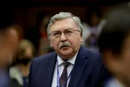 کنایه روسیه به اسکات بسنت: آمریکا از سال ۱۹۸۰ تا به امروز منتظر فروپاشی اقتصاد ایران است