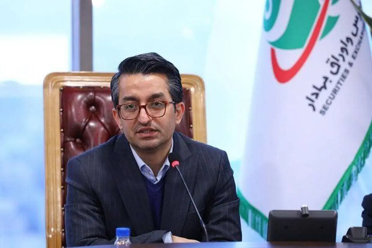 مکاتبه رئیس سازمان بورس با معاون دادستان برای اعلام نظرنهایی درباره مجمع ایران خودرو

