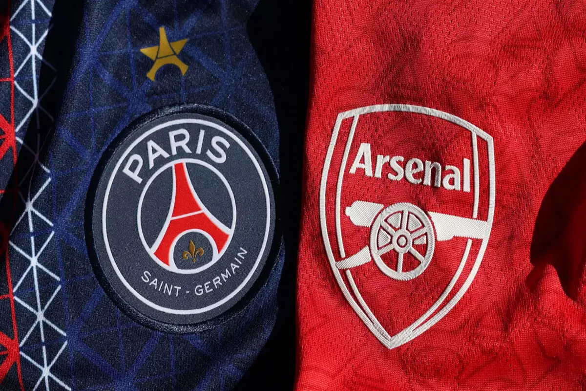 ساعت بازی آرسنال پاری سن ژرمن فینال لیگ قهرمانان اروپا امروز چند است و از کدام شبکه پخش زنده می‌شود؟