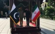 Iran, Pakistan emphasize strengthening military coop.