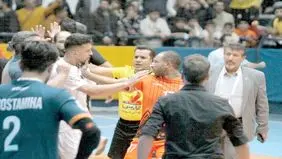 فقط یک مسابقه است، نه میدان جنگ