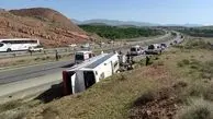 واژگونی مینی‌بوس در همدان با ۱۱ مصدوم
