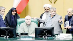 قالیباف و تندروهای هزینه‌ساز