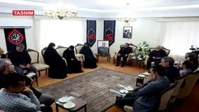 دیدار مدیران رسانه ای با خانواده شهید سلامی+عکس