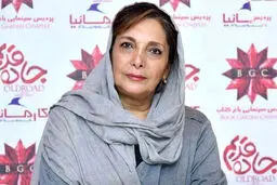منیژه حکمت ممنوع‌الکار شد