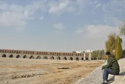 ​زاینده‌رود، گفت‌وگو با بحران: از عدالت هزارساله آب تا جدال امروز میان فناوری و حقابه‌داران
