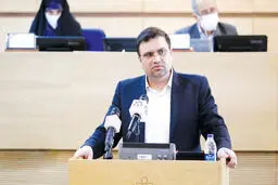 احسان اصولی؛ سخنگویی که حرف نادرست می‌زند
