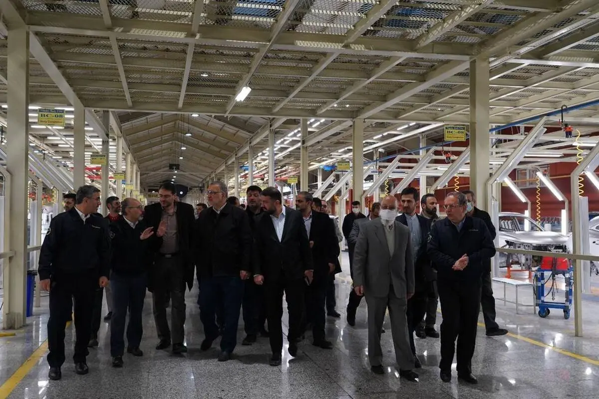 زاکانی: بهمن در مسیر نوآوری صنعت خودرو گام بر می‌دارد

