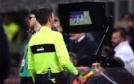 مخالفت داور با VAR!