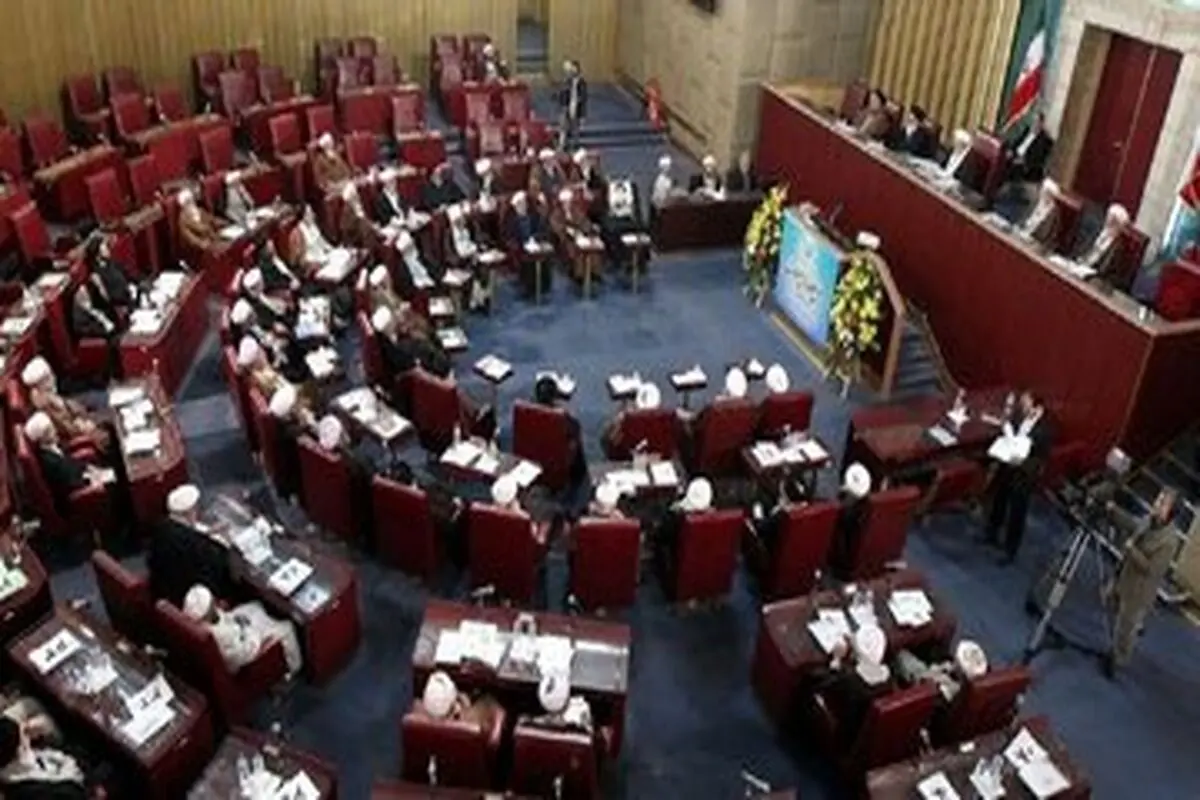 مجلس خبرگان جوان می‌شود؟/ آماری جالب درباره سن کاندیداها

