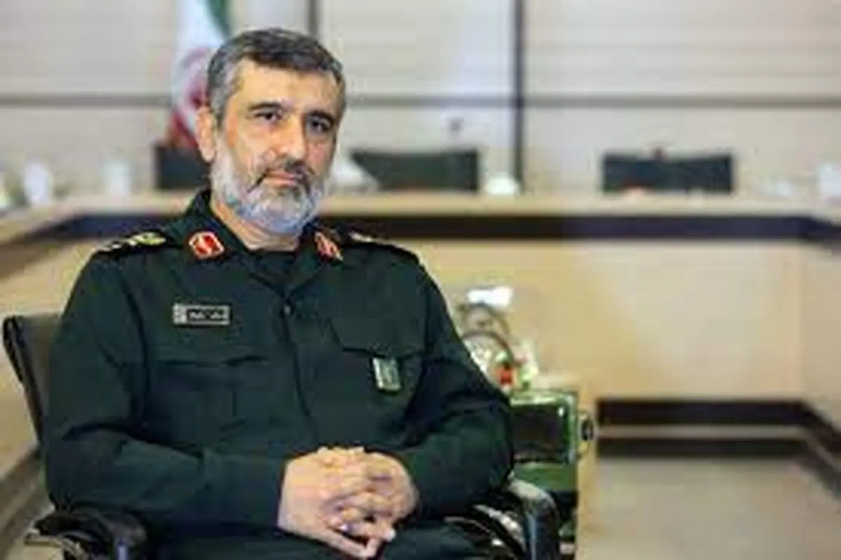 سردار حاجی‌زاده: جوانان باید از خودشان بگذرند