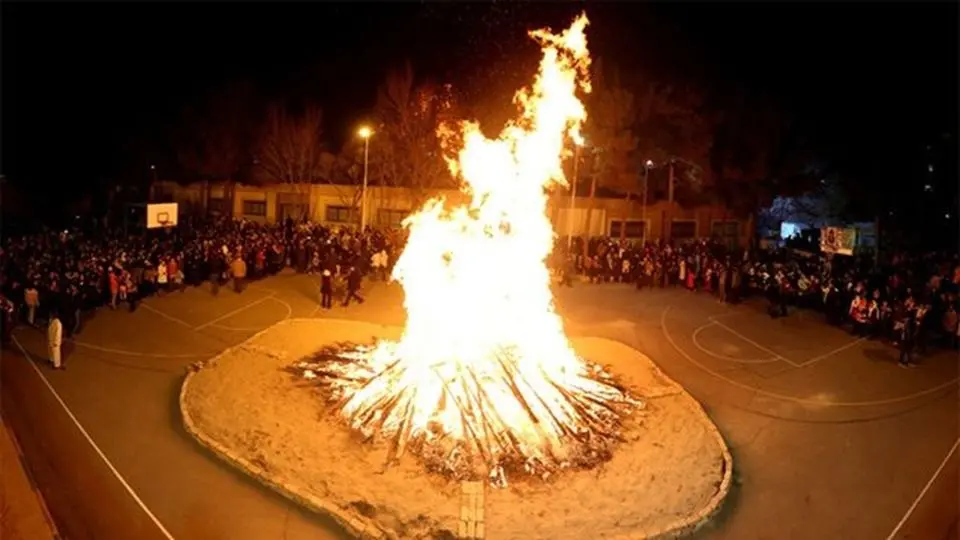 برگزاری جشن سده در کوشک ورجاوند