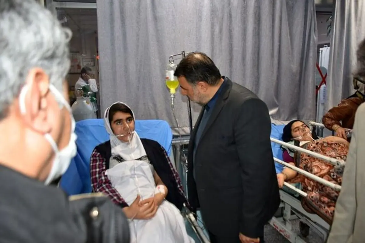 بدحالی دختران دانش‌آموز اهوازی در پی بوی نامطبوع / استانداری خوزستان: اتفاقی طبیعی است

