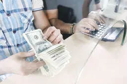 قانون علیه دلالان
